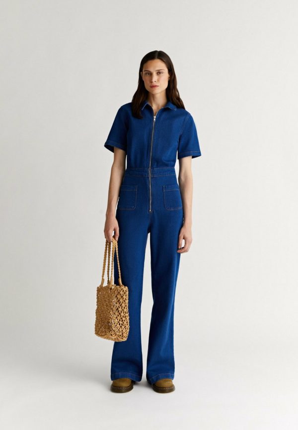 Michellesabena.shop2211f03e33 1