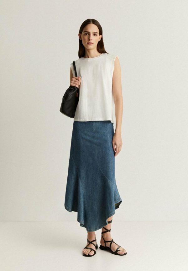 Michellesabena.shop78909801d1 3