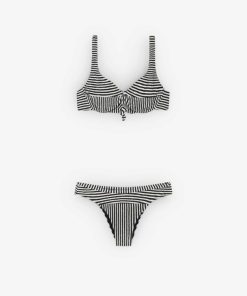 Michellesabena.shopb02413d845 1