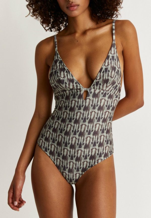 Michellesabena.shopb8483226bf 2